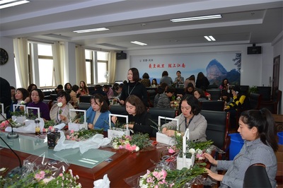 &ldquo;春暖花開 詩情花藝&rdquo;--天水市文化和旅游局組織開展慶&ldquo;三八&rdquo;插花藝術(shù)培訓(xùn)活動